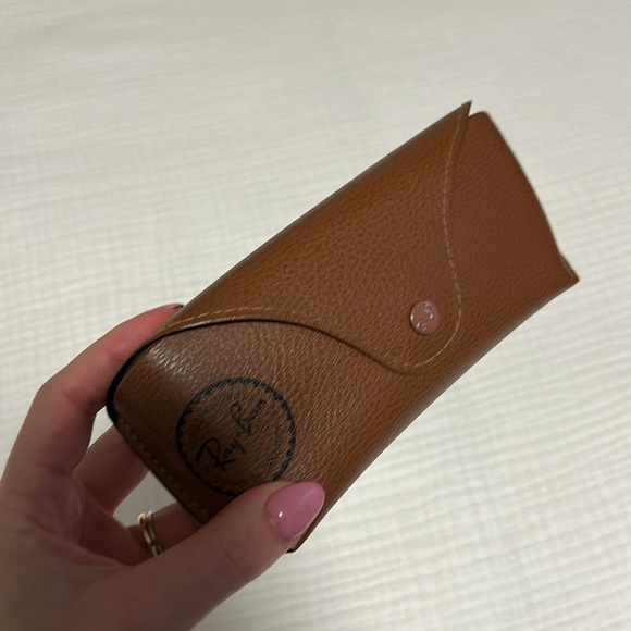 Ray-Ban Case - Picture 2 of 4